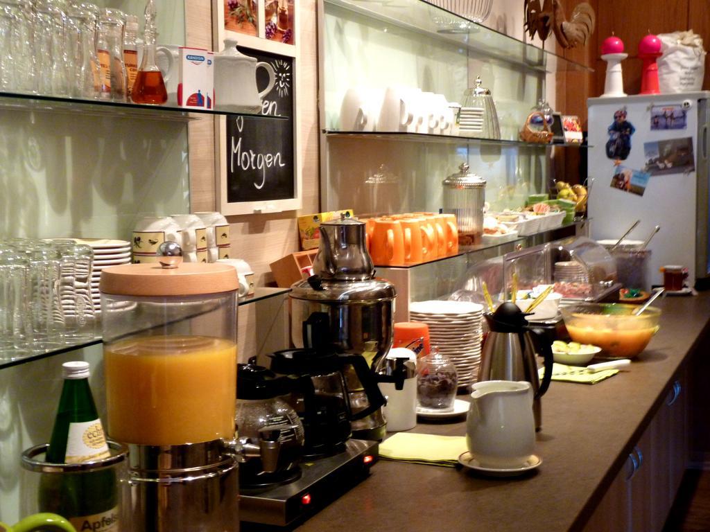 Hotel Blie, Bed & Breakfast, Self Check-In ホルン エクステリア 写真