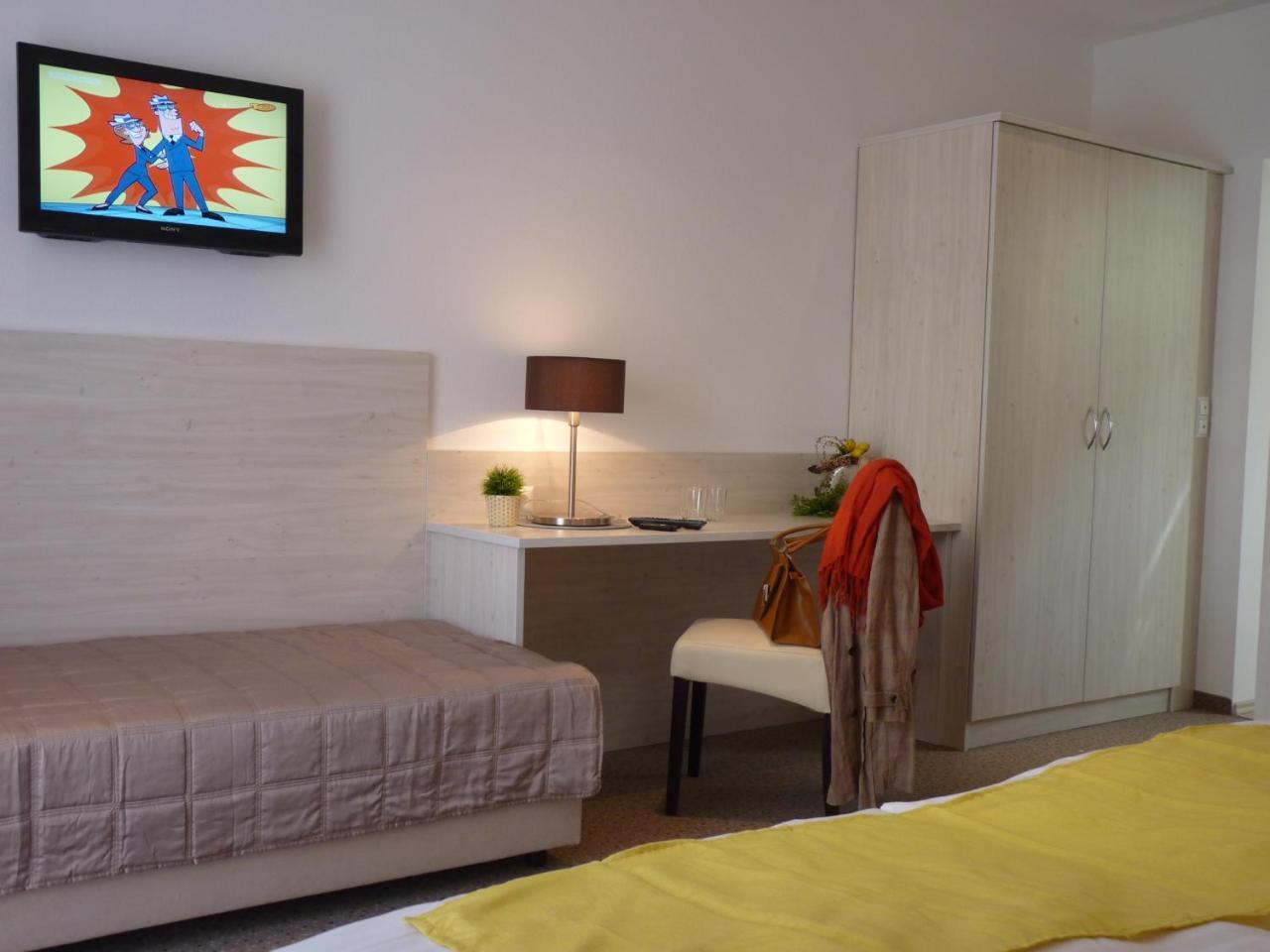 Hotel Blie, Bed & Breakfast, Self Check-In ホルン エクステリア 写真